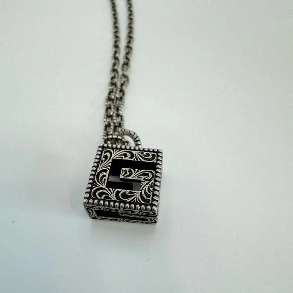 Gucci G Cube Pendant Necklace - Picture 8 of 10